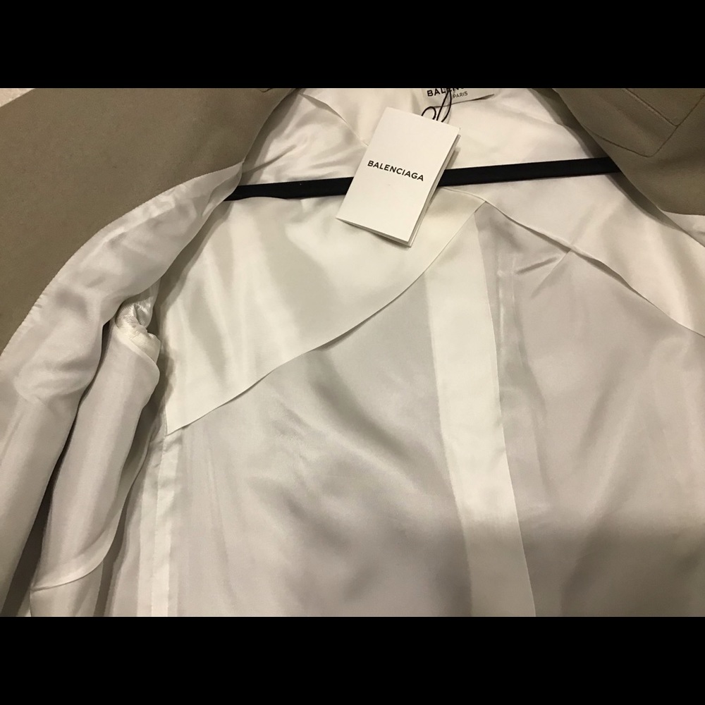 BALENCIAGA Wool Double-Breasted Jacket w/ Tags - Picture 4 of 7